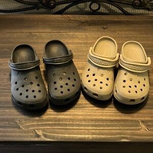 CROCS Women's Moccasins - Black and Cream